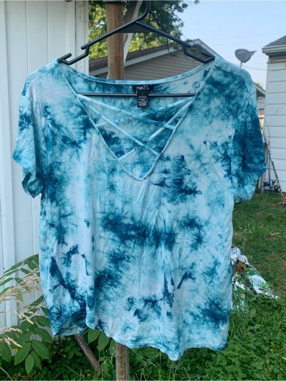Rue21 Teal Blue Tie-Dye Crisscross V-Neck Short Sleeve Top